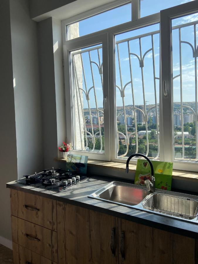 Apartments On Bakradze Тбилиси Экстерьер фото