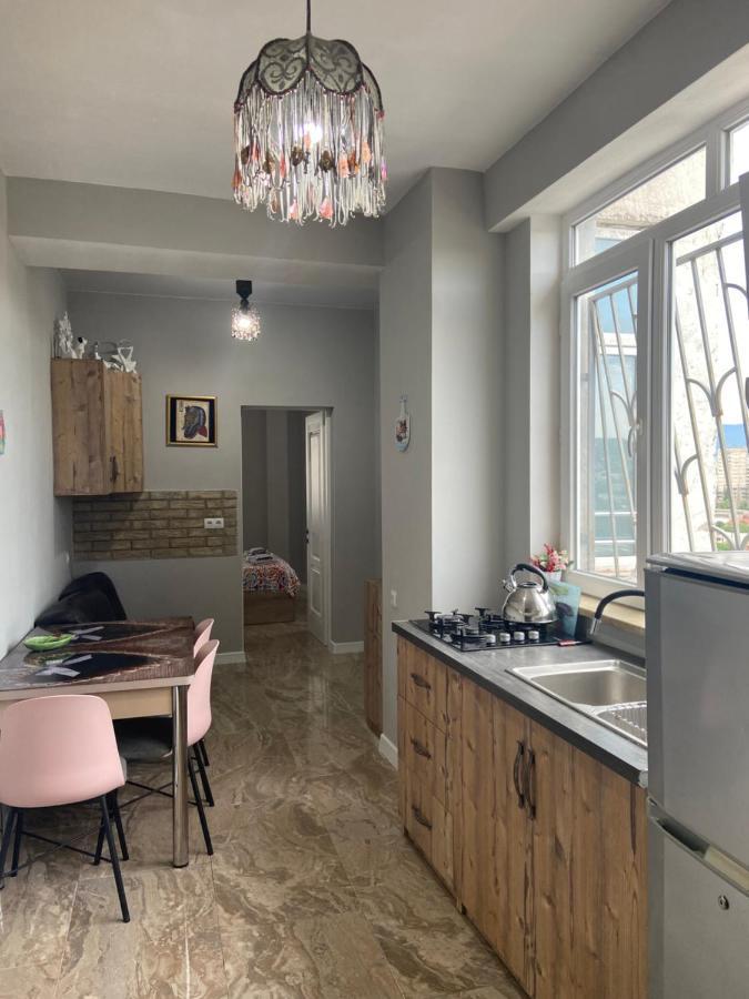 Apartments On Bakradze Тбилиси Экстерьер фото